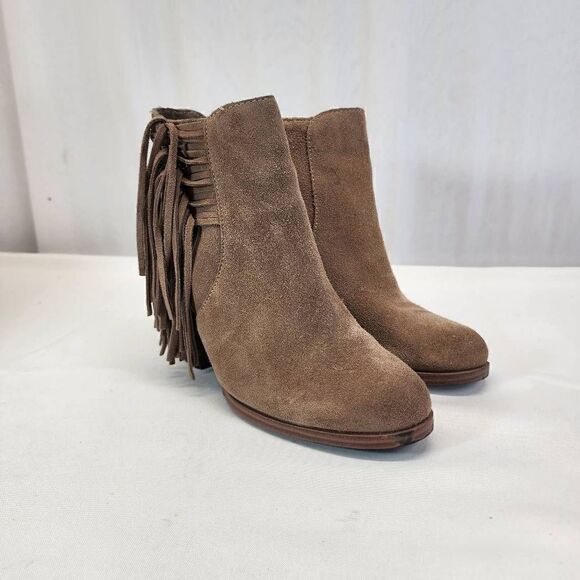 Vince Camuto Harlin Bootie in Wild Mushroom Tassles Size 7M - Picture 1 of 11